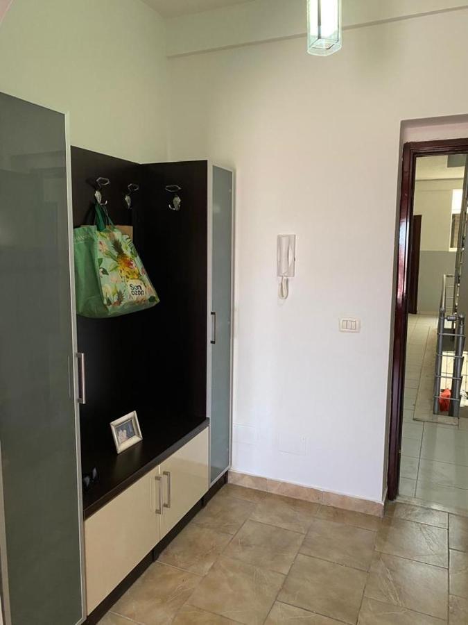Agaraj Apartament Apartment Orikum Ngoại thất bức ảnh
